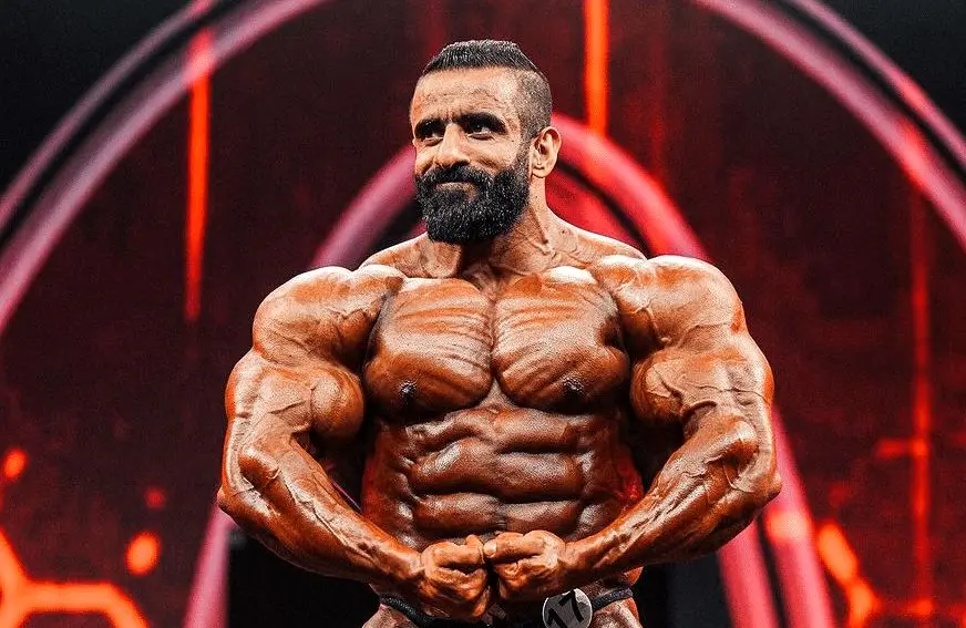 هادی چوپان قهرمان آرنولد کلاسیک شد