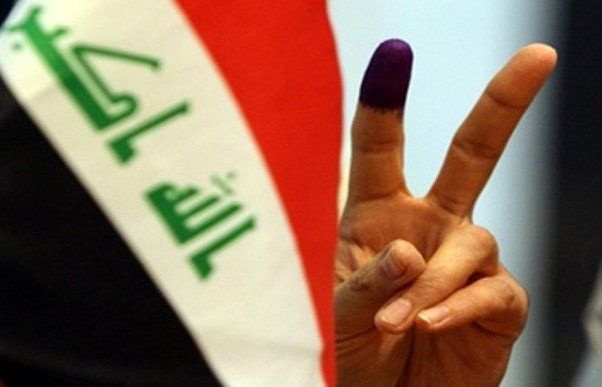 
دلجویی دانشجویان عراقی از دوستان ایرانی‌شان +عکس
