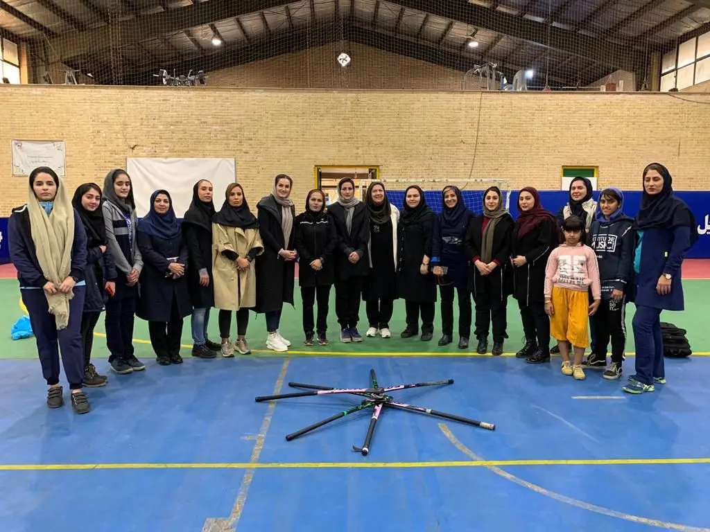 برگزاری دوره آموزش مقدماتی وآشنایی با ورزش هاکی بانوان در ارتش