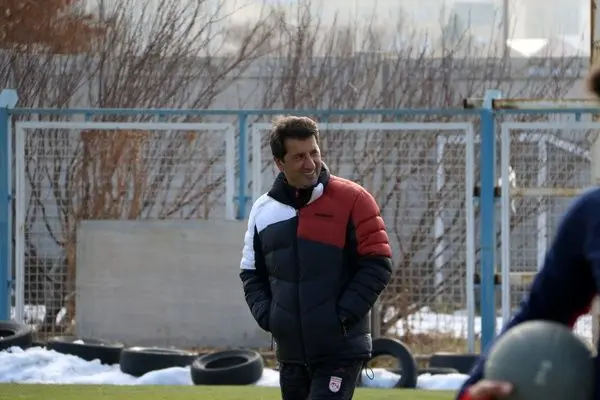 به فوتبال ایران بر نخواهم گشت/ از سبک فوتبال شفر سر در نمی آورم