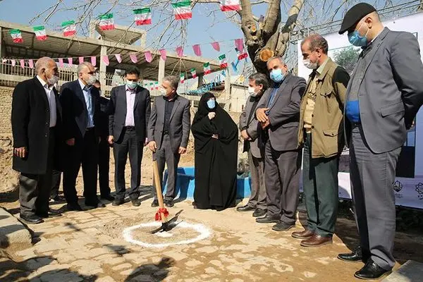 کلنگ احداث مرکز محله عمو عباس در منطقه 20 به زمین خورد