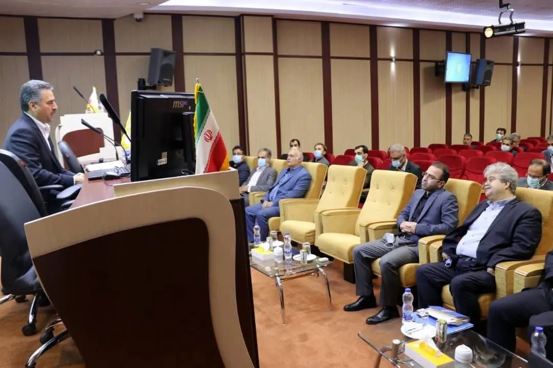 برگزاری نشست تبیین و مفاهمه استراتژی و اهداف بانک