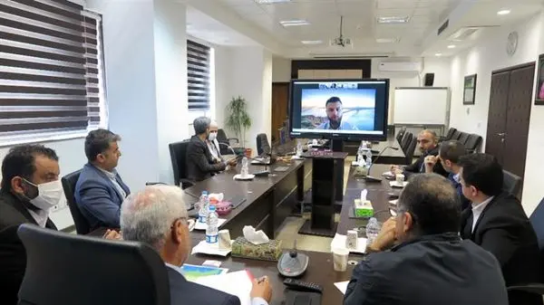 ایجاد کارخانجات فرآوری محصولات کشاورزی-دامی، ترانزیت کالا و برگزاری نمایشگاه های مشترک

