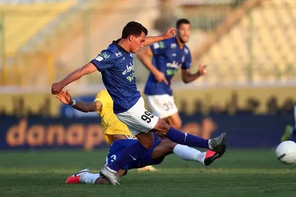 پنالتیهای استقلال برابر صنعت نفت سوخت؟