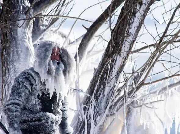 تصاویر باورنکردنی یک مرد در سرمای قطبی