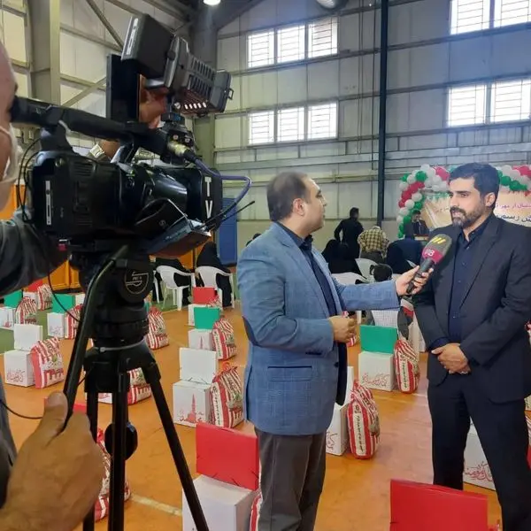 اجرای پویش "رسم مهرورزی" ویژه دانش آموزان کم برخوردار شرق تهران