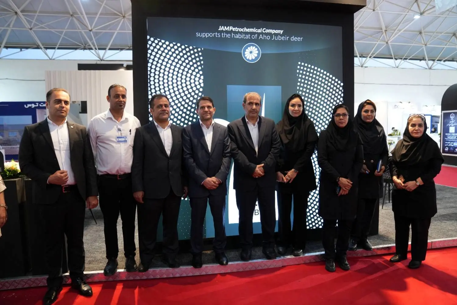 در اولین روز از نمایشگاه ساخت داخل،غرفه جم میزبان سه مقام ارشد و هیئت همراه شد