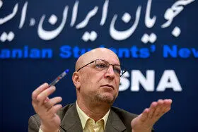 واکنش وزیر علوم به یکسان سازی پوشش در دانشگاه‌ها

