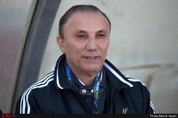 کنار گذاشتن بازیکنان از پرسپولیس به این شکل درست نبود