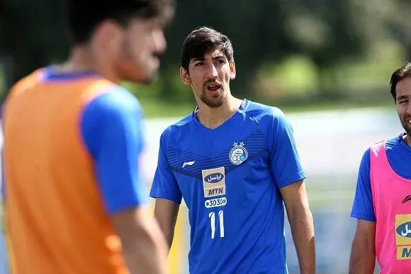 ذوب‌آهن به دنبال طلب از استقلال