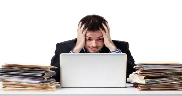 چرا همیشه احساس خستگی میکنیم؟