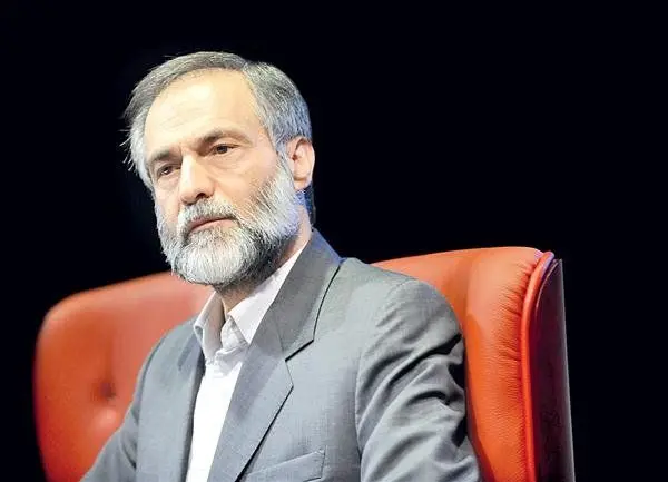 واردکنندگان هنوز نتوانستهاند دلار ۴۲۰۰ تومانی بگیرند