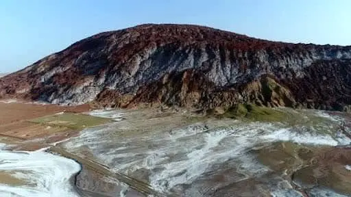 نمایش «زیباتر از کوه» در شبکه سحر