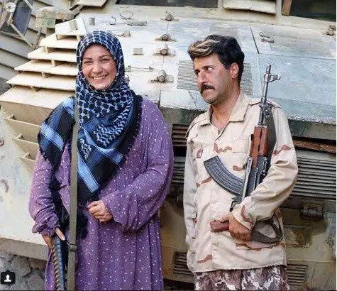 ژست جالب بازیگران زن و مرد پایتخت در کنار هم! + عکس 