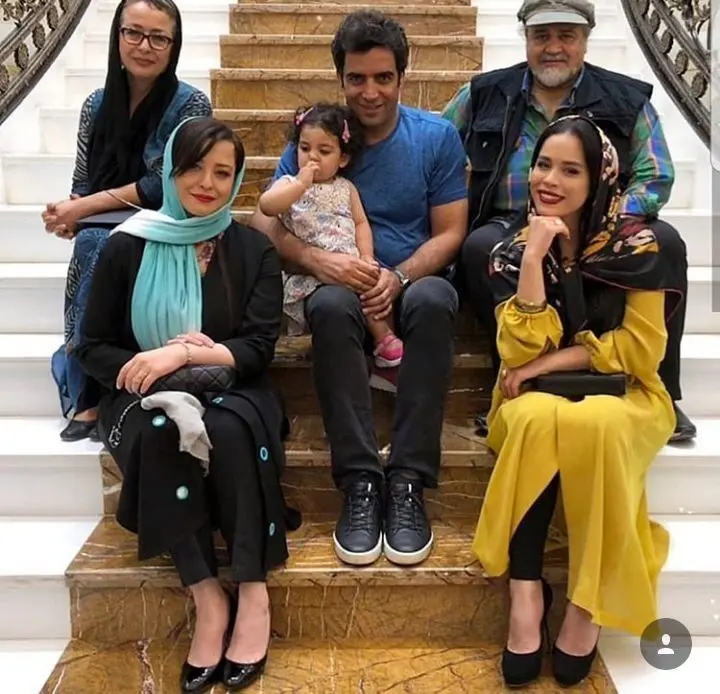 عکس یادگاری تمام اعضای خانواده شریفی نیا + عکس