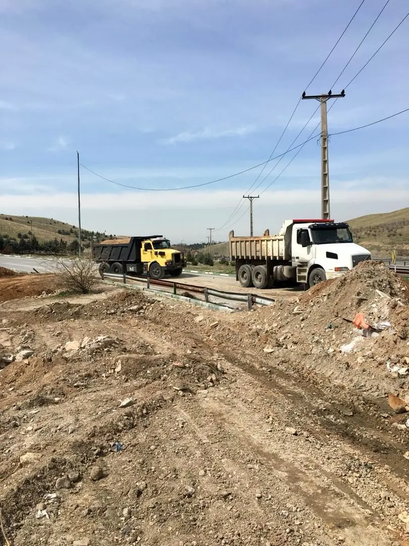 آغاز عملیات احداث بیش از ۸ هزار متر مربع فضای سبز در منطقه۱۳

