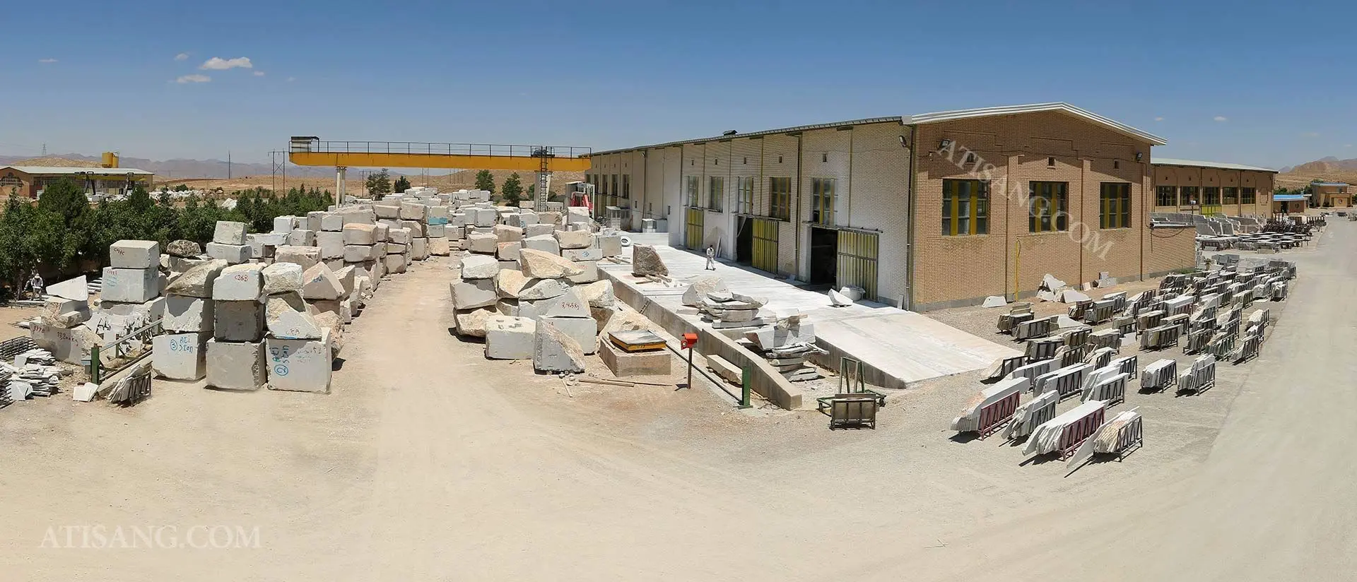 آشنایی با یکی از بزرگترین مراکز تولید سنگ های ساختمانی در ایران