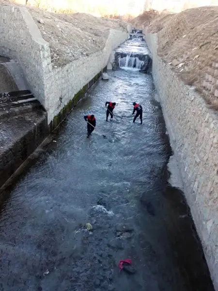 لایروبی مستمر کانال ها و مسیل های منطقه 2