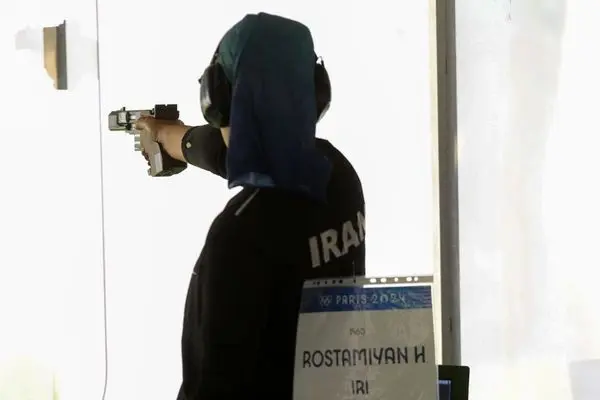 هانیه رستمیان فینالیست شد