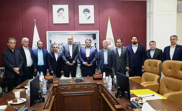نوسازی ناوگان حمل و نقل جاده ای کالا با امضای تفاهم نامه همکاری با بانک ملی ایران
