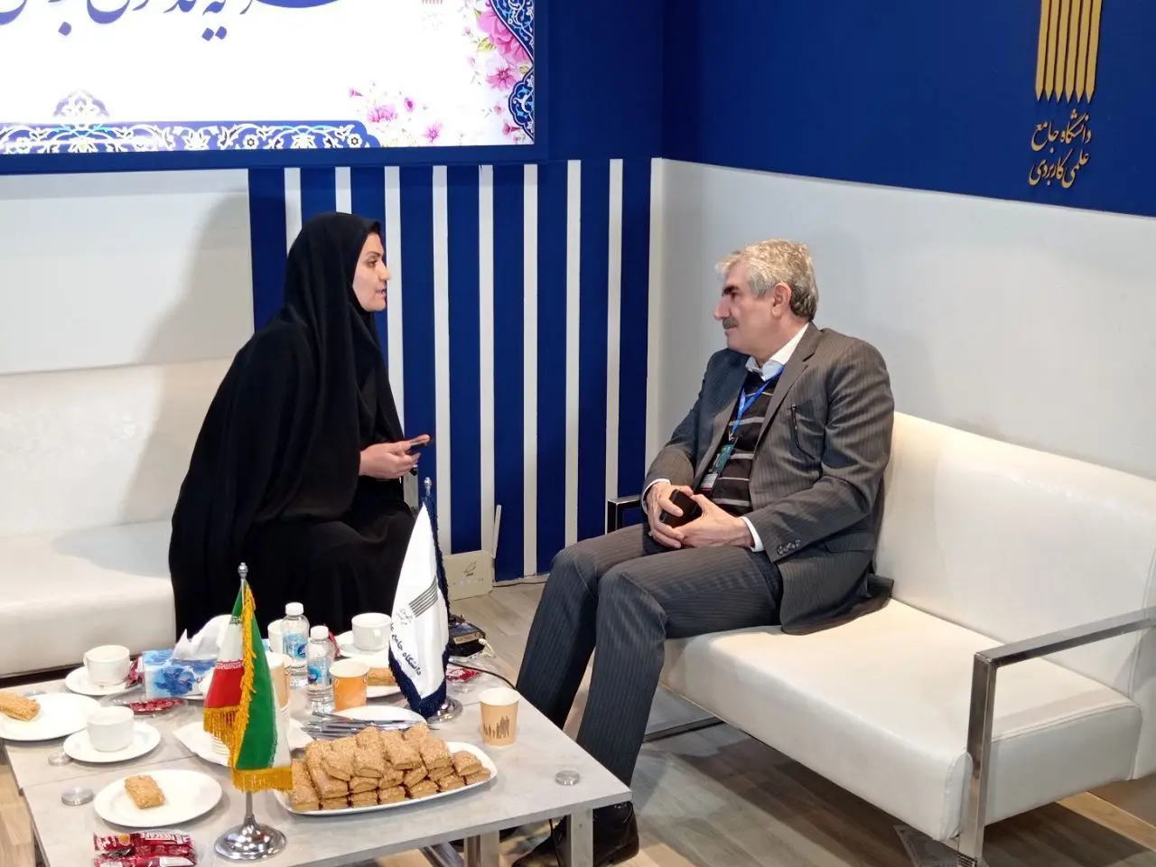 تمرکز بر پژوهش مسئله‌محور با اولویت امیدآفرینی و ارتباط با صنعت 