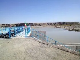 وزیر نیرو از طرح‌های تأمین آب و برق کرمان رونمایی کرد