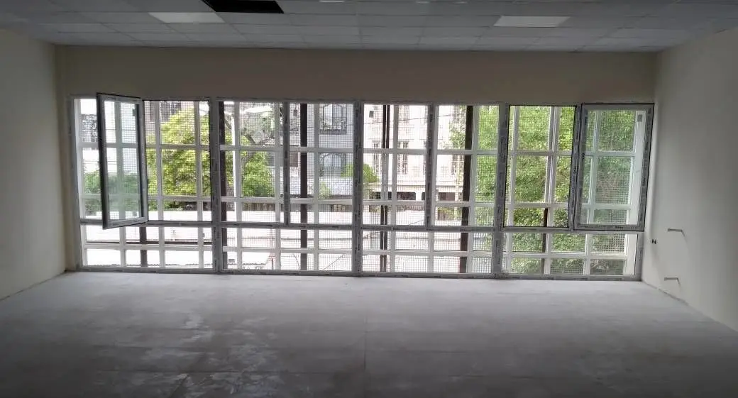 بازسازی ساختمان دارالقرآن در منطقه 13 

