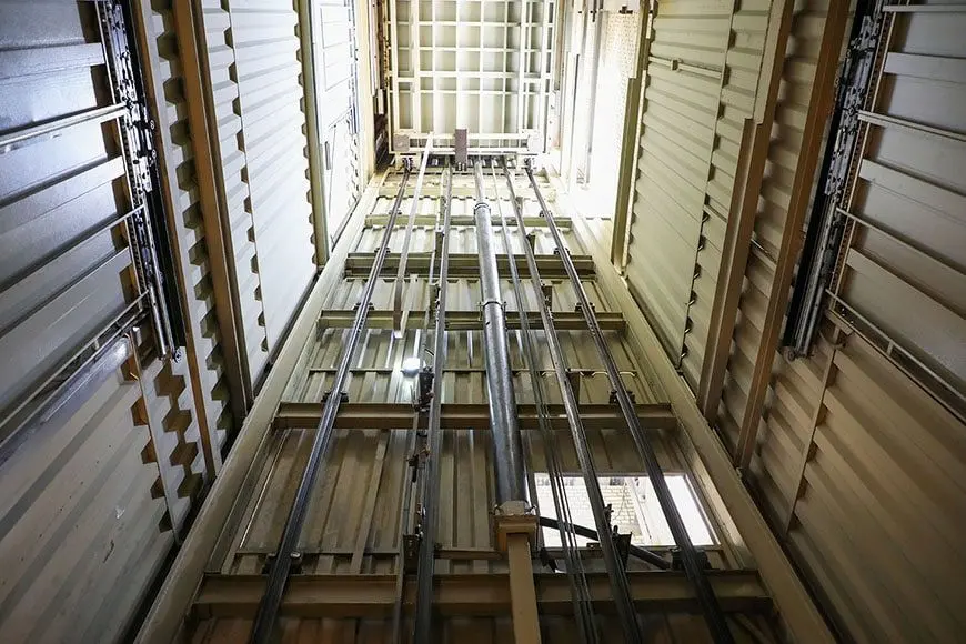 «بازار» یک میلیارد دلاری صنعت آسانسور در ایران