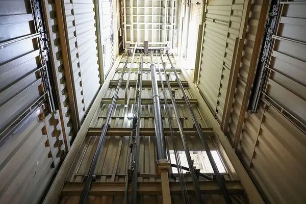 «بازار» یک میلیارد دلاری صنعت آسانسور در ایران