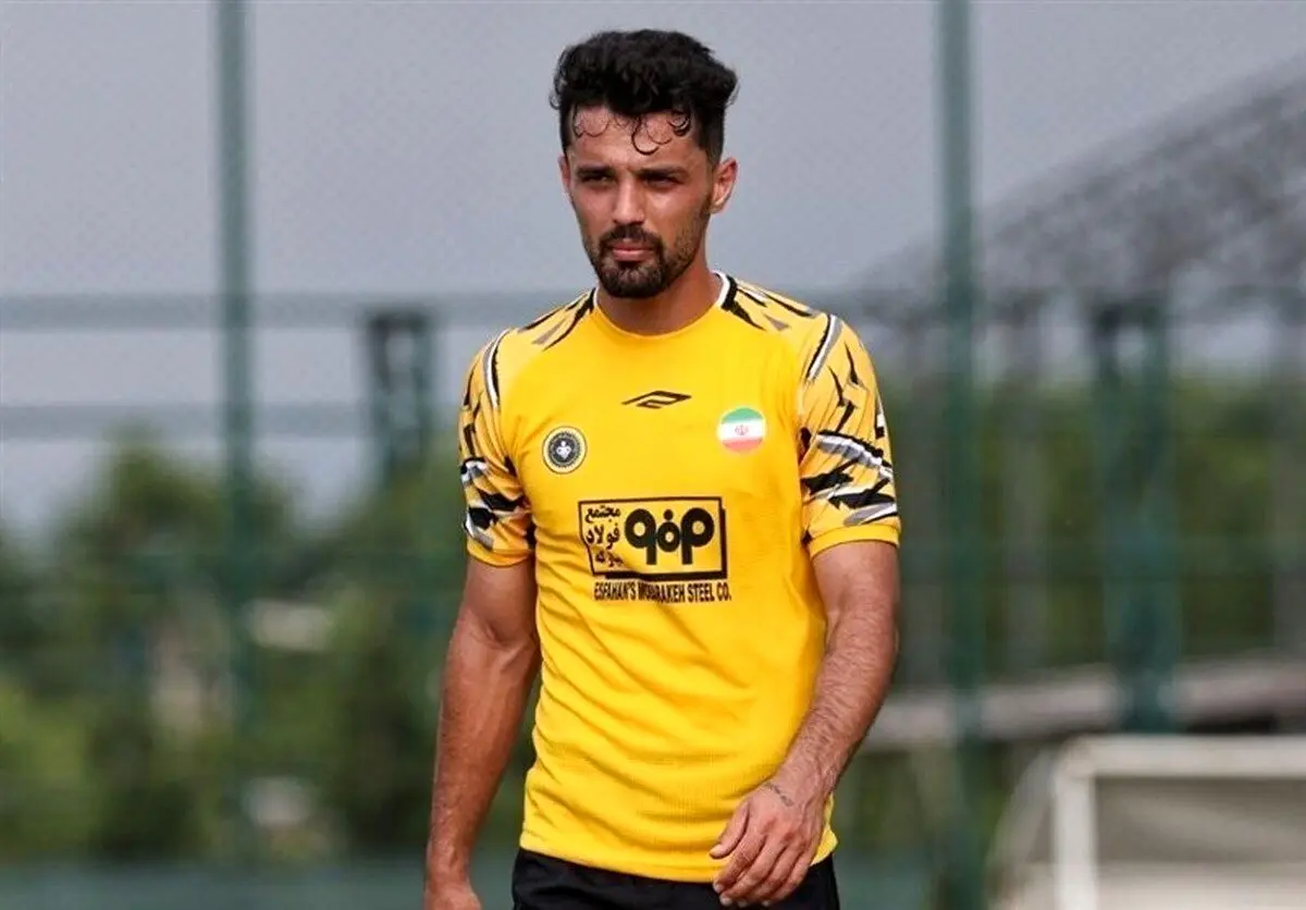امید نورافکن با سپاهان تمدید کرد