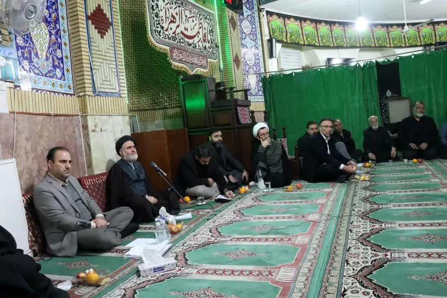 مدیریت شهری گوش شنوا و یار و همراه شهروندان است.

