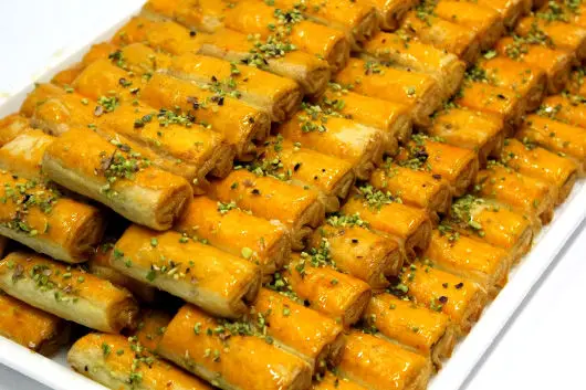 قنادی‌ها حق افزایش قیمت ندارند/ قیمت شیرینی‌ها اعلام شد