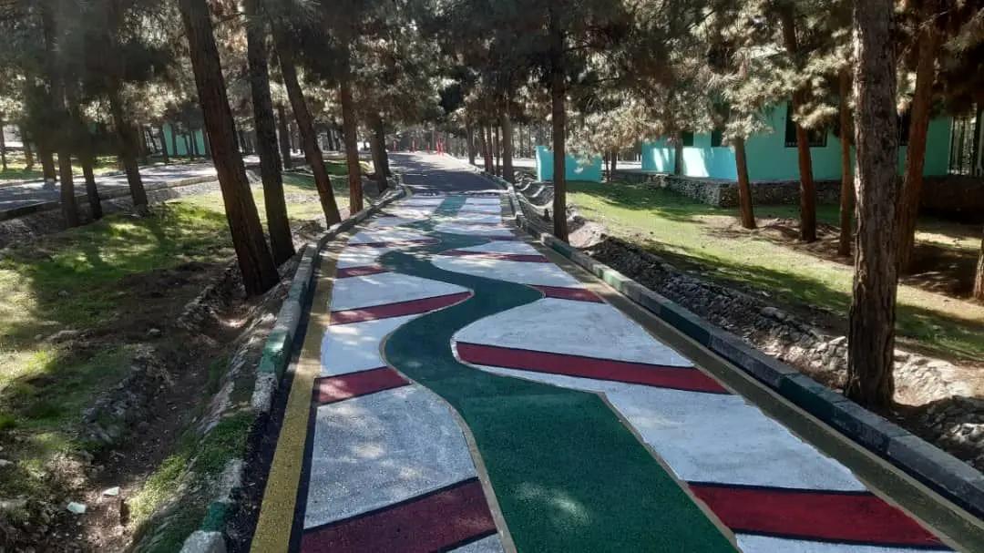 احداث ۱۸۰۰۰ متر طول مسیر ایمن دوچرخه و پیاده روسازی در منطقه ۱۳

