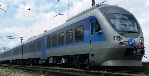 بلیت قطارهای مسافری پیش فروش می شود