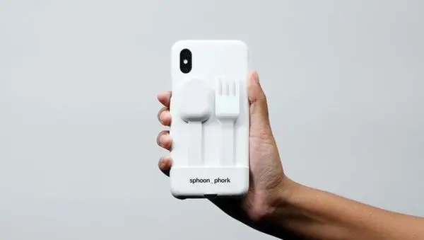 اختراع جدید برای معتادان به موبایل +عکس