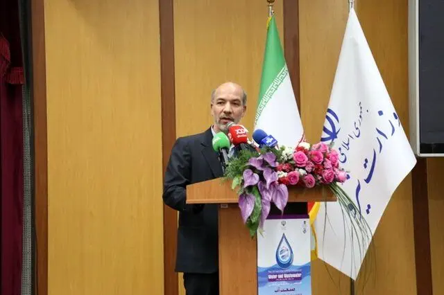 ساعت کار ادارات از ابتدای خرداد ۶ صبح تا ۱ بعد از ظهر می‌شود

