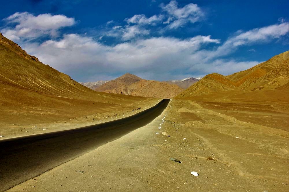عجیب‌ترین و هیجان‌ انگیزترین جاده‌های جهان+ تصاویر
