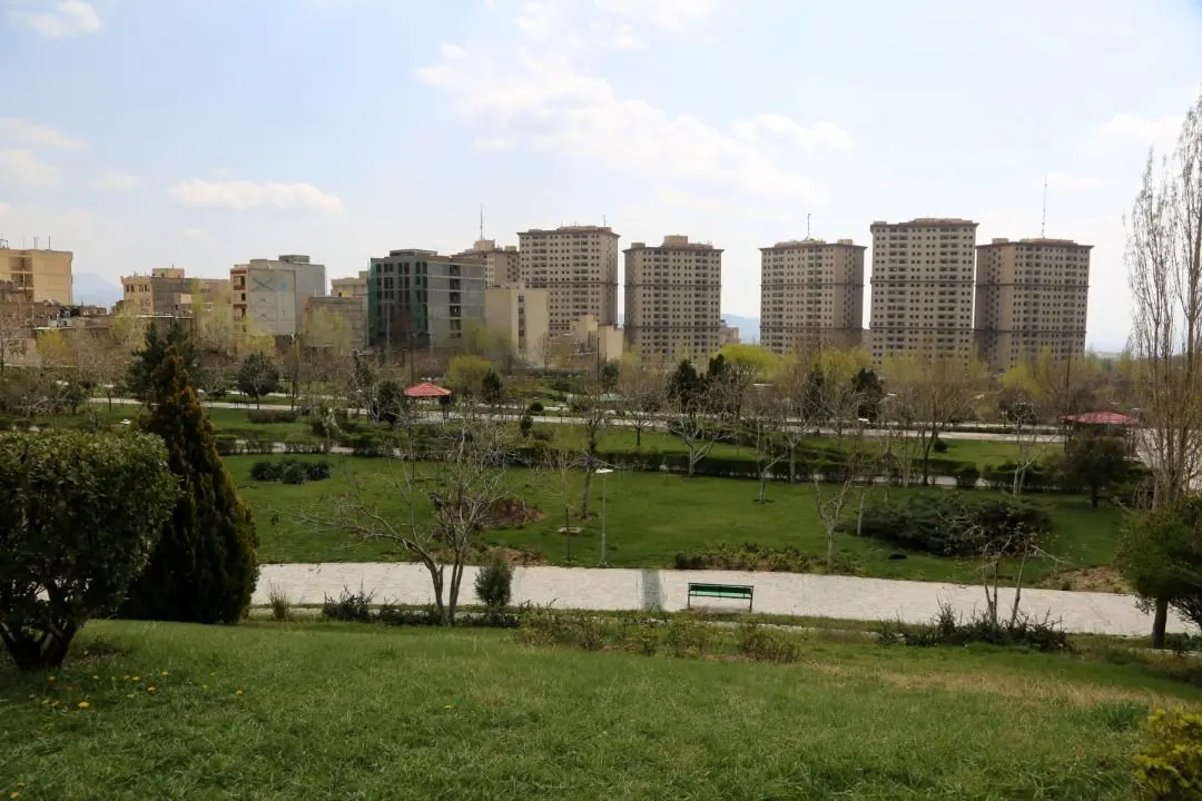 قدردانی شهردار منطقه چهار از مشارکت معنادار شهروندان در پویش در خانه میمانیم در روز سیزده بدر

