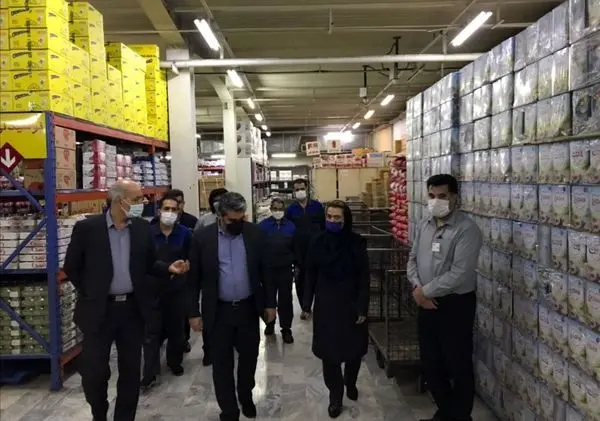 بازدید مدیرعامل شرکت شهروند از فروشگاه آلاحمد