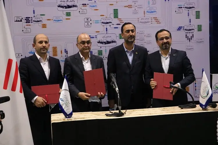 امضای تفاهمنامه های همکاری بین بانک ملت، هلدینگ خلیج فارس و شرکت های زیرمجموعه

