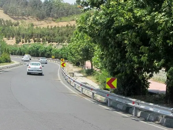 رمپ ورودی بزرگراه یادگار امام( ره) به بزرگراه حکیم ایمن شد

