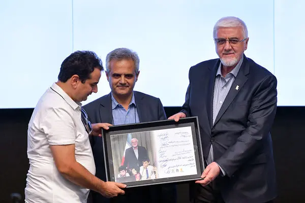 گشودن پنجرههای امید با همراهی گروه پاسارگاد