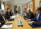 ماجرای خالی بودن صندلی‌ها در سخنرانی روحانی+تصاویر