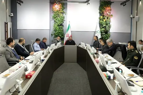 بررسی املاک معارض طرح تعریض خیایان پیروزی