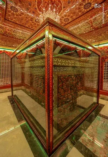 تصویری زیبا از درون ضریح حضرت عباس (ع)