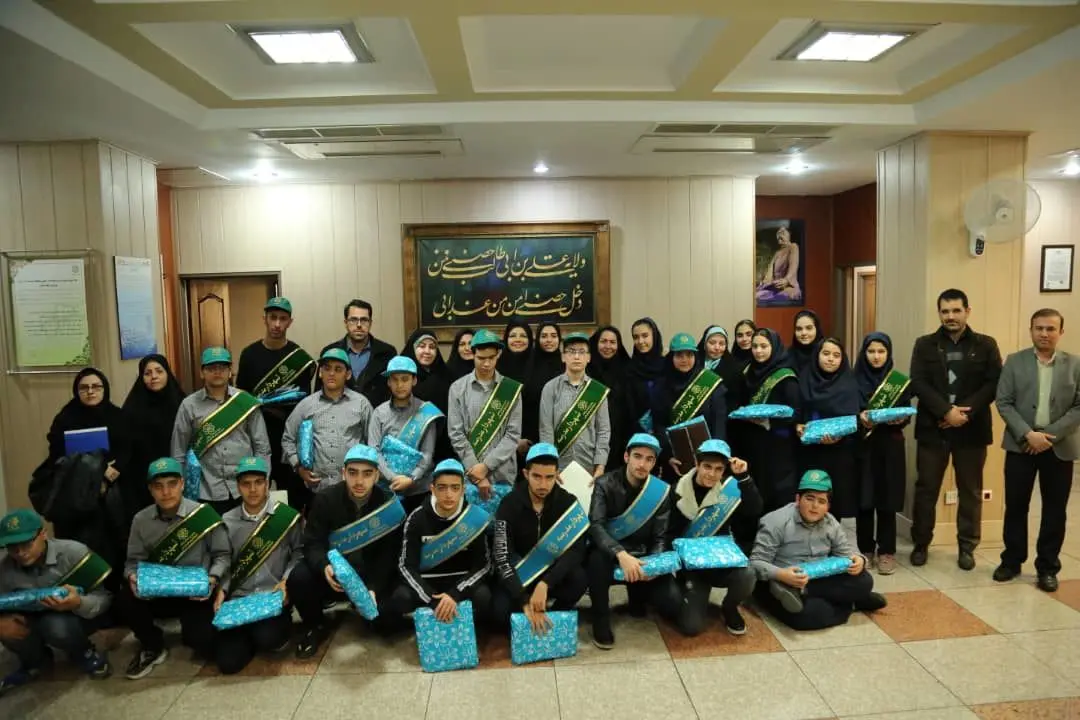 نشست شهردار منطقه 7 با شهرداران مدارس

