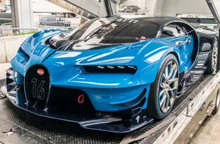 خودروی ۲۰۰ میلیارد تومانی بوگاتی در نمایشگاه ژنو!+ عکس