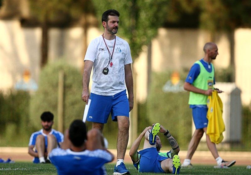 استراماچونی به دنبال دفاع چپ برای استقلال