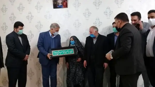 ایثار و شهادت با صبر خانواده شهدا ماندگاری انقلاب را رقم زد