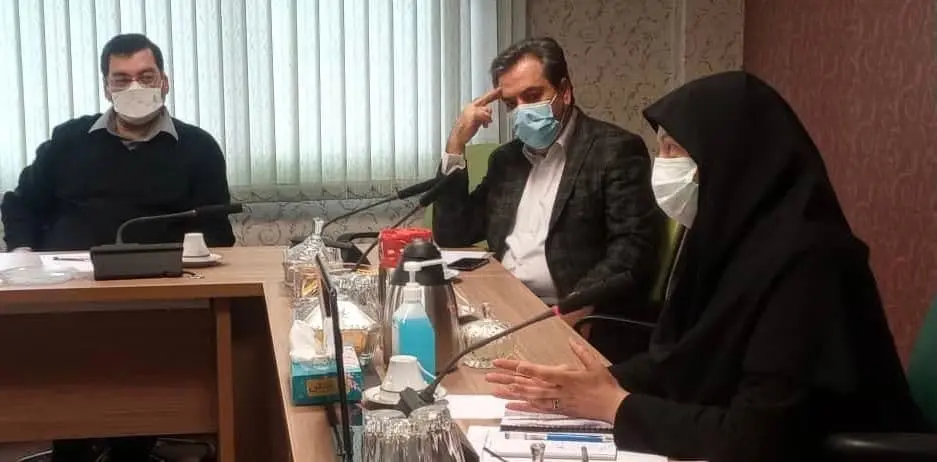 کاشت گیاهان بومی و با نیاز آبی متناسب در بوستان ها

